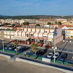 Logis Hotel & Restaurant Mediterranee